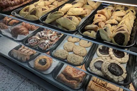 kavi Bakehouse photo 2